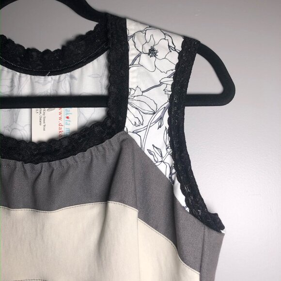 Soft Denim & Lace Tunic - NWT* - Picture 5 of 5